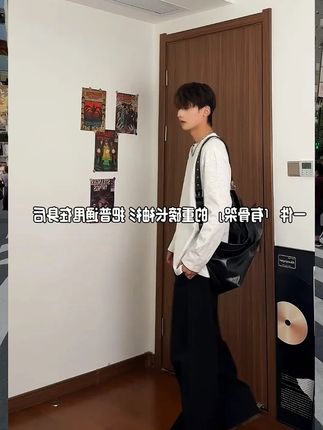 ?? 秋季长袖T恤|轻松穿出慵懒高级感  #长袖t恤  #早秋穿搭  #卫衣  #男生穿搭  #ootd穿搭