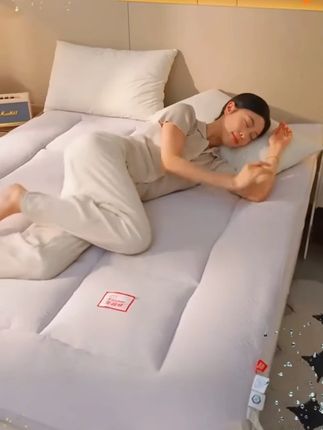 想要晚上睡的香,这款软软的被褥别错过了啊 #强烈推荐 #家居好物 #床上用品 #被褥 #好物推荐🔥