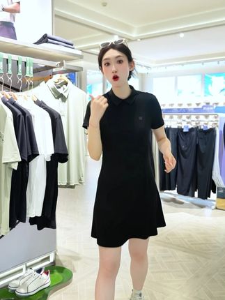 一件好衣服,是自信的开关。 #FILA #斐乐吉林女装 #连衣裙 #POLO