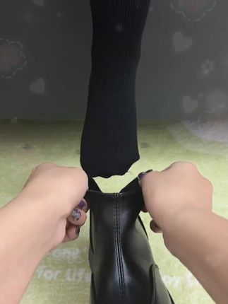 超好穿百搭的马丁靴,大牌感直接拉满,男女宝穿都好看,关键这个价格也太给力了#高品质时尚童鞋 #好鞋推荐#马丁靴