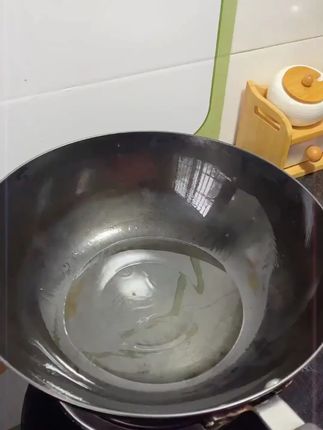 早上起不来就花两分钟做个手抓饼吧,简单好吃又方便#手抓饼 #早餐