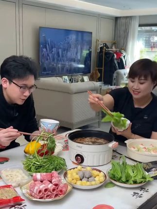 万利达【主播宠粉】3.6L加蒸笼蒸锅电器大电多功能锅蒸煮炒煎一体锅#不粘锅 #火锅 #厨房好物