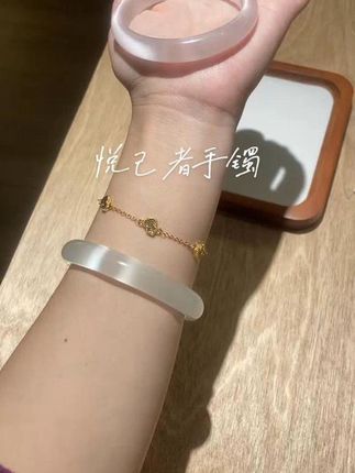 非金属仿水晶手镯 香槟金玉手镯高冰透高级感猫眼玉镯气质镯子女 #饰品分享#  手镯  #碎冰冰猫眼#  爆款热卖中
