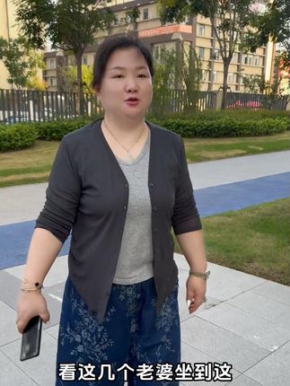 学区房的甲醛处理过了,接下来就要择吉日入住了。突然觉得,所谓圆满,就是你用心选的每一样,都被弟弟妹妹认真地复刻下来,这个细节藏着他们对新家的盼,也藏着我们凑在一起的暖#记录真实生活 #家的样子 @拥抱梦想—美艳一家人 @新农人冬哥 @恩宝妈 @美丽美艳工作日常 @艾草姐妹 @唯艾而来化妆品旗舰店