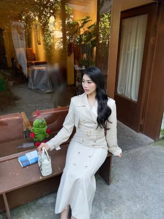 春日部【都市酷感】风衣外套收腰鱼尾半身裙两件套0989 #穿出高级感 #连衣裙 #今日穿搭look #今天穿什么 #优雅知性