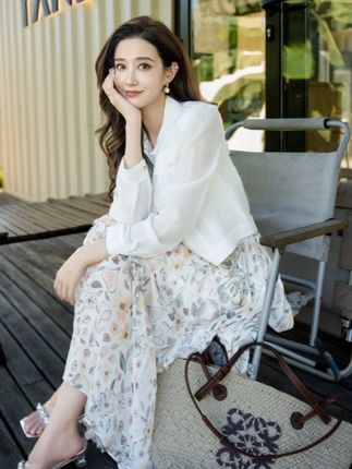 用一件衣服,开启今日好心情#穿出高级感 #夏季新款 #连衣裙 #品质女装 #今天穿什么