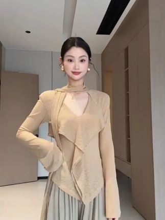 小众独特设计感飘带不规则V领长袖打底衫女2025秋季简约百搭上衣性感气质穿搭百搭甜妹纯欲天花板