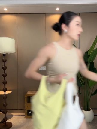 SPLAN唤醒计划 美式百搭修身显瘦瑜伽运动背心24999#运动背心#辣妹穿搭#运动穿搭#瑜伽服#百搭上衣