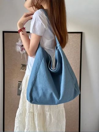 菜芽子 2025新款包包女通勤大容量质感日常百搭牛仔单肩托特包 #包包 #菜芽子包包 #包包推荐 #大容量包包 #托特包