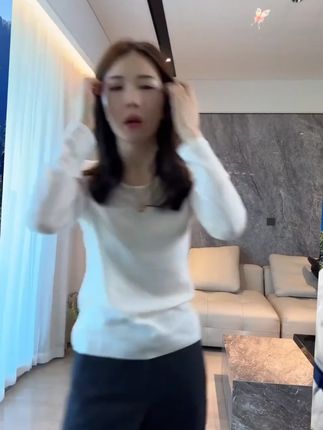 流光风春秋针织打底衫内搭女款2025秋季新品气质长袖修身显瘦 #简约搭配 #通勤搭配 #针织衫 #显瘦穿搭 #内搭外穿都好看