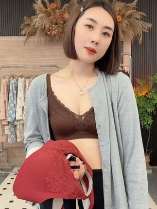 永远自由如风,永远为自己着迷。 #贴身衣物 #美背系列 #时尚洋气 #内衣推荐