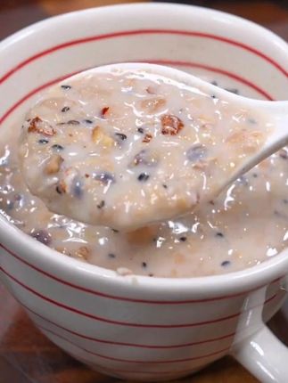 吃一次就爱上的海盐五谷粗粮燕麦片,咸香可口,满满膳食纤维,当早餐代餐都很适合#麦片 #五谷粗粮 #早餐 #海盐麦片 #营养早餐