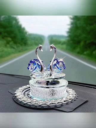 太阳能自动旋转水晶天鹅车内车里香水座摆件天鹅车载汽车装饰摆件#太阳能香水座 #车载摆件 #水晶天鹅 #汽车装饰 #车内香水