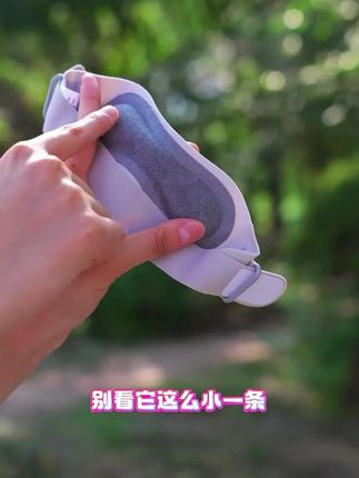 内里有一层液态冰凉的触感, 更适合夏日佩戴, 高弹力的自适应绑带, 对各种腿型的兄弟都很友好。 #髌骨带 #护膝 #好物推荐 #回购率超高 #好物种草