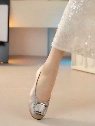 COSTLYGIRL牛皮蛋卷鞋,软底浅口中年妈妈,豆豆鞋,真皮女鞋,芭蕾单鞋。#时尚百搭女鞋 #好鞋推荐 #好穿不累脚 #好穿又好搭 #美出高级感