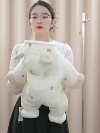 300克刺绣小熊夹棉加绒深冬带帽a类婴幼儿棉服 #无限回购的宝藏单品 #婴幼儿服饰 #婴幼儿服饰推荐