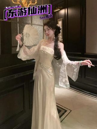 夏天穿点好的面料,更舒服更实穿!加上重工的刺绣,美绝了! #国风古韵 #刺绣工艺 #女人味穿搭 #东方美学 #优雅永不过时