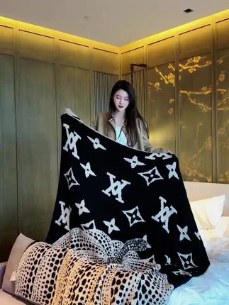 【设计师款】【沙发毯】生活沙发毯子客厅休闲高定午睡盖毯。#休闲高定午睡盖毯#沙发毯 #生活沙发毯子