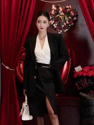 💼西服||下班 今天长这样 黑色气场好飒 #御姐穿搭 #西服穿搭 #高智感穿搭 #通勤穿搭