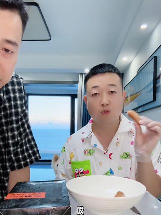 俊汇黑猪肉烤肠含肉量≥91%原味肉肠3盒30根400g_速食 半成品美食+惊!这款烤肠竟如此受欢迎!