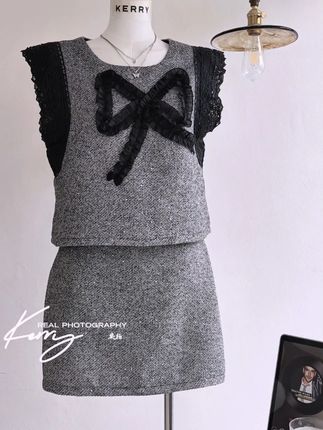 气质薄款小香风套装,法式优雅显瘦减龄神器! 显瘦显高|通勤约会两不误  #好看的衣服都在这里 #穿出高级感 #品质女装 #今日新款推荐 #高级感