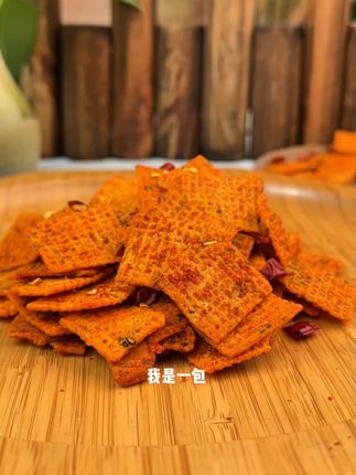 吃完一定回购的锅巴,又香又酥又脆嘎嘎好吃。7-7.5 #零食推荐 #追剧小零食 #锅巴 #好吃到停不下来 #吃货必备