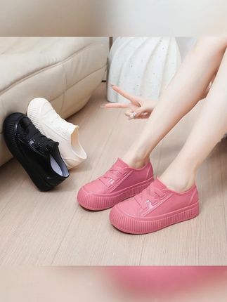 雨鞋女新款耐磨防水鞋时尚短筒雨靴厚底增高低帮水靴厨房洗车胶鞋#雨鞋女 #雨鞋 #女鞋 #防水鞋 #厨房鞋