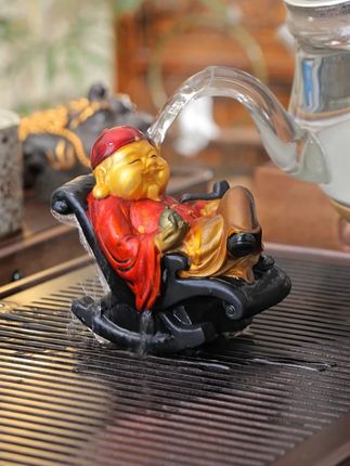 为什么婚后许多女人都变成了孕妇... #摆件 #变色茶宠 #地主 #茶宠 #泡茶