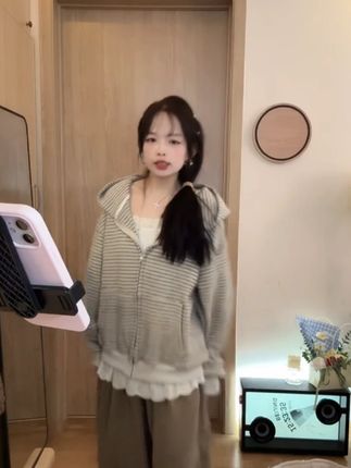 百搭上衣时尚美式复古慵懒风宽松条纹开衫连帽卫衣休闲长袖外套#ootd穿搭 #显瘦 #小个子显高显瘦穿搭 #轻奢女装 #小个子女生