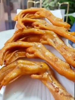 卤鸭掌 #显瘦穿搭#高级感穿搭 #谁穿谁好看 #零食好物严选 #休闲零食小吃