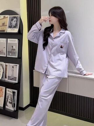 姐妹们,秋冬季穿睡衣你要是想要舒适又保暖的,就赶紧试试草本初色家的磨毛面料睡衣,好看又好穿~#谁穿谁舒服#在家也要美美哒#仙女必备#草本初色