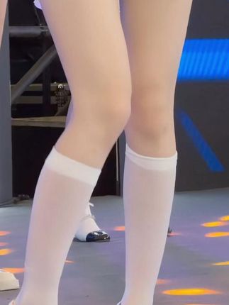 BB酱热舞 #大长腿 #热舞 #女团 #小雪花 #BB酱