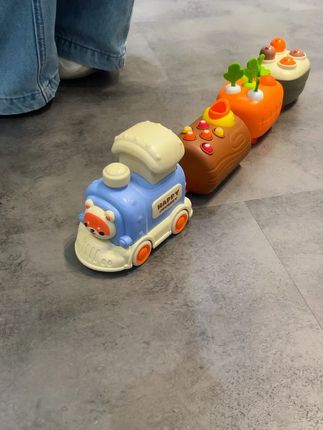 终于让孩子晚上这款按压小火车啦!可以打地鼠还能抓虫拔萝卜!玩法真是太多啦!#儿童玩具 #玩具车 #益智玩具