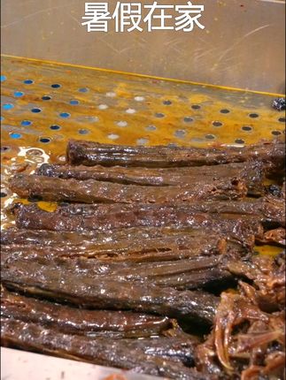 鸭脖入味又好吃,真的很适合冷天#鸭脖 #美食