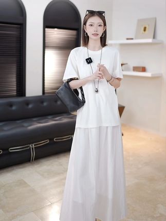 HS Share |我们开播了 #显瘦连衣裙 #穿搭 #穿出高级感 #连衣裙穿搭 #显瘦穿搭