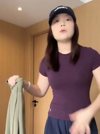 美式高腰抽绳弯刀裤女秋冬季加绒加厚高腰垂感宽松显瘦休闲阔腿裤 #美式高腰 #弯刀裤 #高腰垂感阔腿裤 #宽松显瘦 #休闲阔腿裤