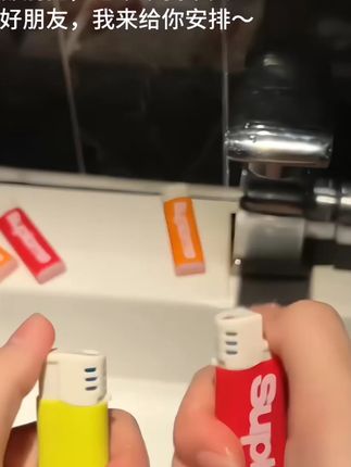 【爆款!】正版百变打水机玩具搞怪喷水打火机水枪整人解压喷雾滋