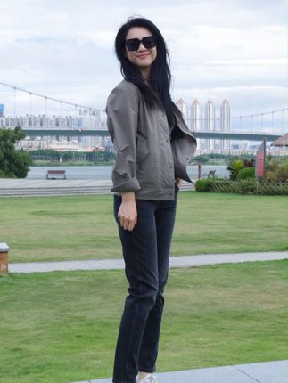 今天给大家带来一款弹力修身显瘦曜石黑牛仔裤,直播间有优惠哦 #走拍 #牛仔裤 #品质男装 #利郎柳州专卖店