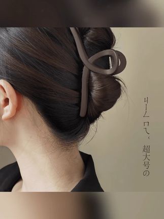 亚克力发饰 简约磨砂夹子超大号发夹气质盘发抓夹鲨鱼夹发卡头饰 #发饰 #发卡 #鲨鱼夹 #抓夹 #磨砂夹子