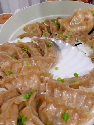 这个饺子很无敌啊!夏天露肉家里囤一点,嘎嘎好吃#低卡饮食  #蒸饺  #健康餐