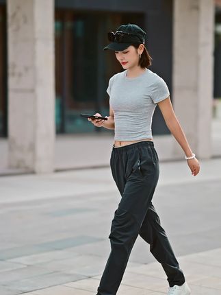 #显高显瘦显腿长 #完美身材 #夏季新款 #百搭神裤 #穿出高级感