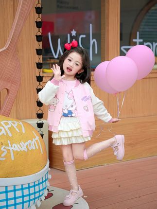 联名款棒球服宝宝穿上就是童话里的小公主~ #戴维贝拉 #每日童装穿搭分享 #生女儿就是用来打扮的