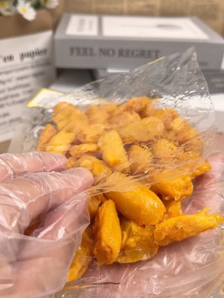 每次半夜追剧或者看直播饿了真的第一时间想到的就是鸡脚筋,一吃还停不下来,干净卫生#我在抖音买买买#鸡脚筋#盐焗鸡脚筋#爆辣鸡脚筋