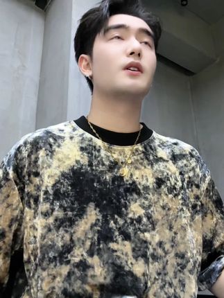 永远要记住新衣服是用来讨好自己的.你的人生也是 #男装潮流猎人 #今天穿什么 #太有品味了#这件衣服太好看了