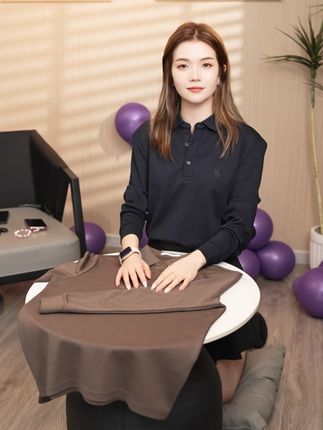 秋风起天渐凉,现在温度已经降下来了 这种长袖POLO衫上身特别板正,穿在身上特显层次感,商务应酬、休闲都能穿#秋款上新#POLO衫#名盾男装
