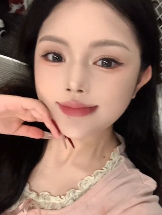 女孩子多买点口红怎么了~ #口红试色 #美妆分享 #aztk #唇泥