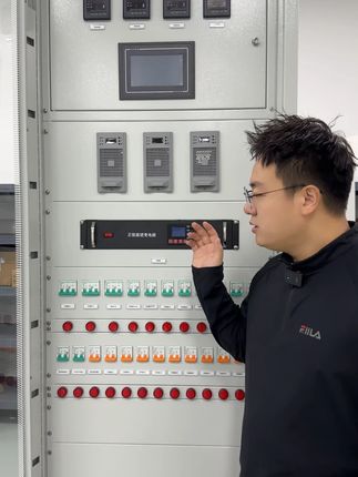 配电房直流屏和UPS到底有什么区别? #高低压成套设备#电工#电工知识分享