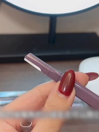 每隔3天就要修一次眉毛!有个好用的修眉刀真的会让你更!漂!亮!眉型更细节更干净!一把新手也能轻松驾驭的修眉刀,2把可以用很久了