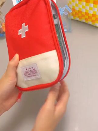 出门在外,我都会带着这个便携式药品收纳包,拿取方便 遇到紧急情况可以及时应对 #出差旅行必备 #出门必备 #便携方便
