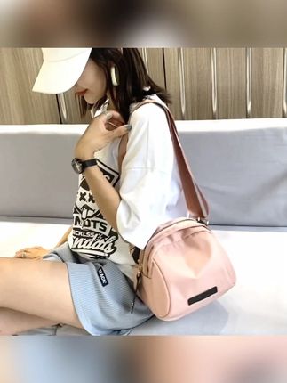 2025新款女款帆布贝壳包,斜挎单肩时尚百搭! #帆布斜挎包 #时尚百搭包 #新款贝壳包 #女款单肩包 #2025女款包